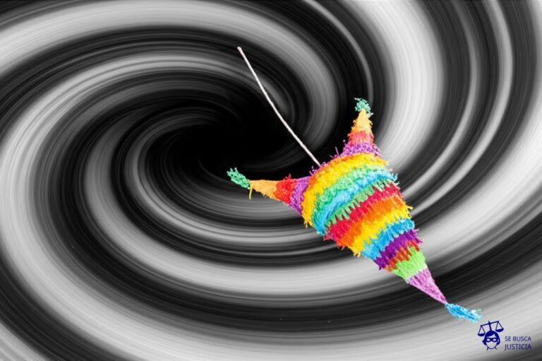 Un gran agujero negro succionando una piñata llena de caramelos. Representa: Uso de bases de datos protegidas sin consentimiento del titular